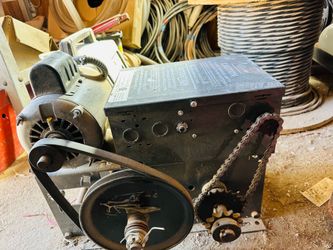 Gate opener (electric)