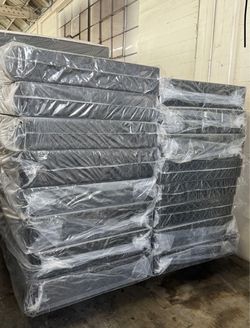 Full size box spring