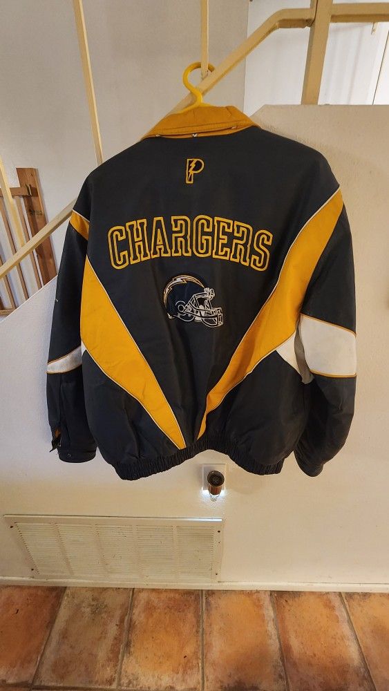 CHARGER jacket