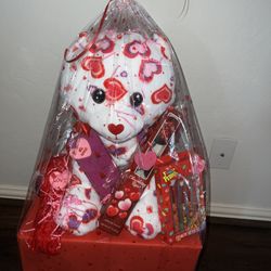 Valentines Gift Basket Arrangements