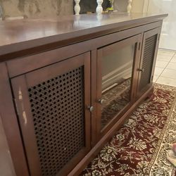 TV stand 