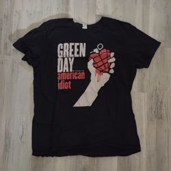 Super soft Green Day t-shirt men's XL.