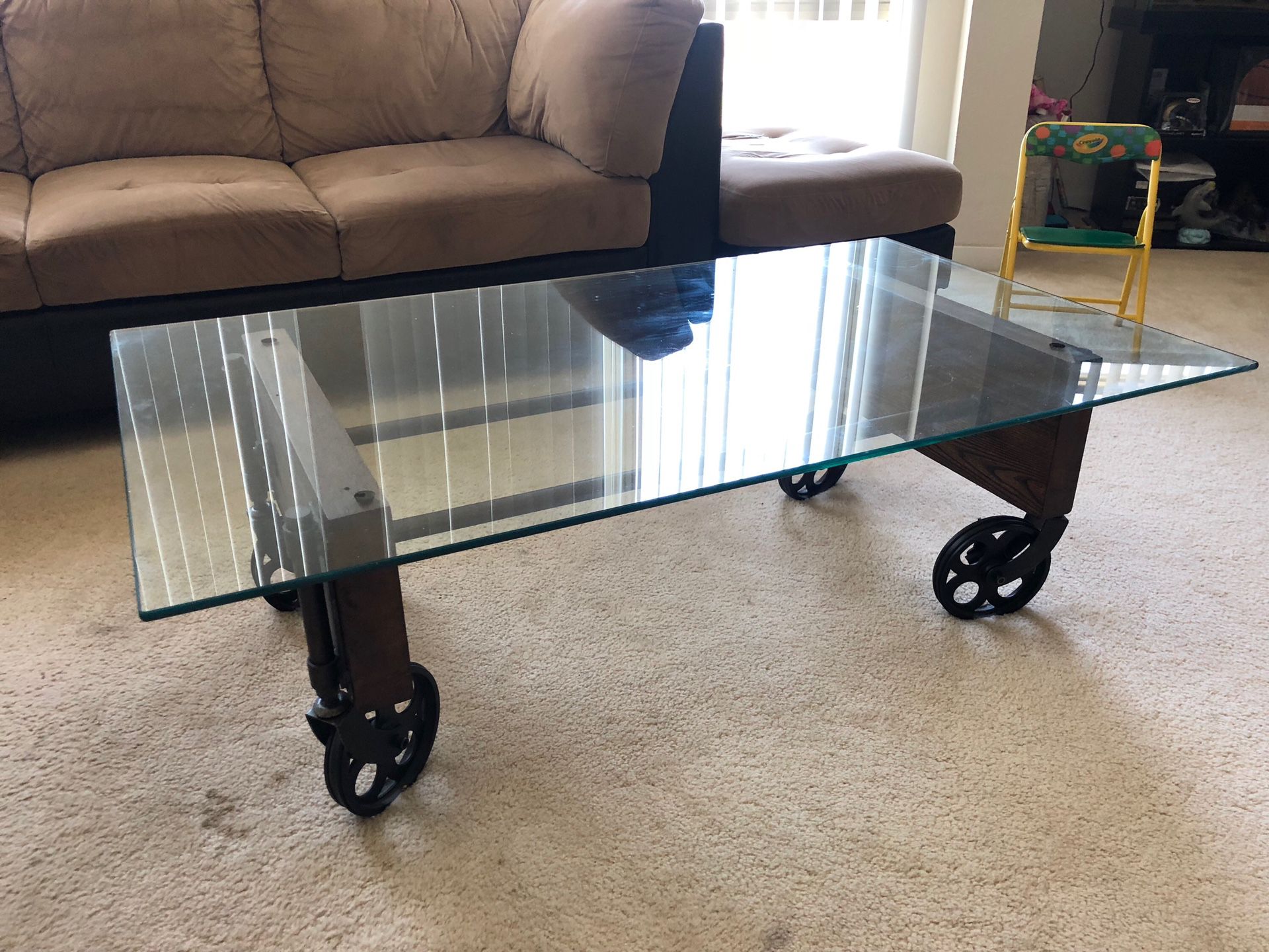 Couch and coffee table can purchase separately or together