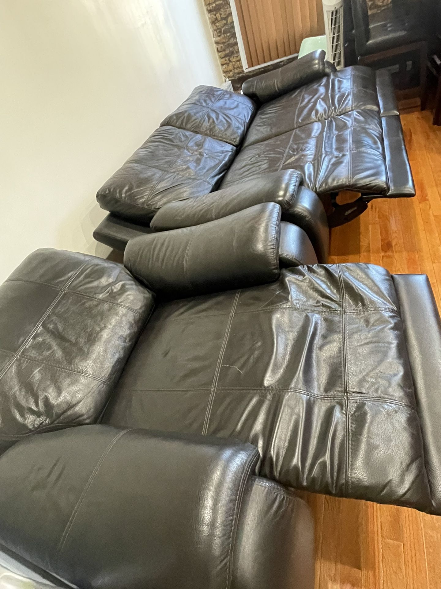 Reclinable Leather Sofas