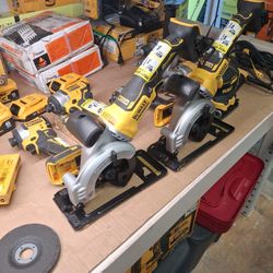 Dewalt 20v 4 1/2  Circular Saw 