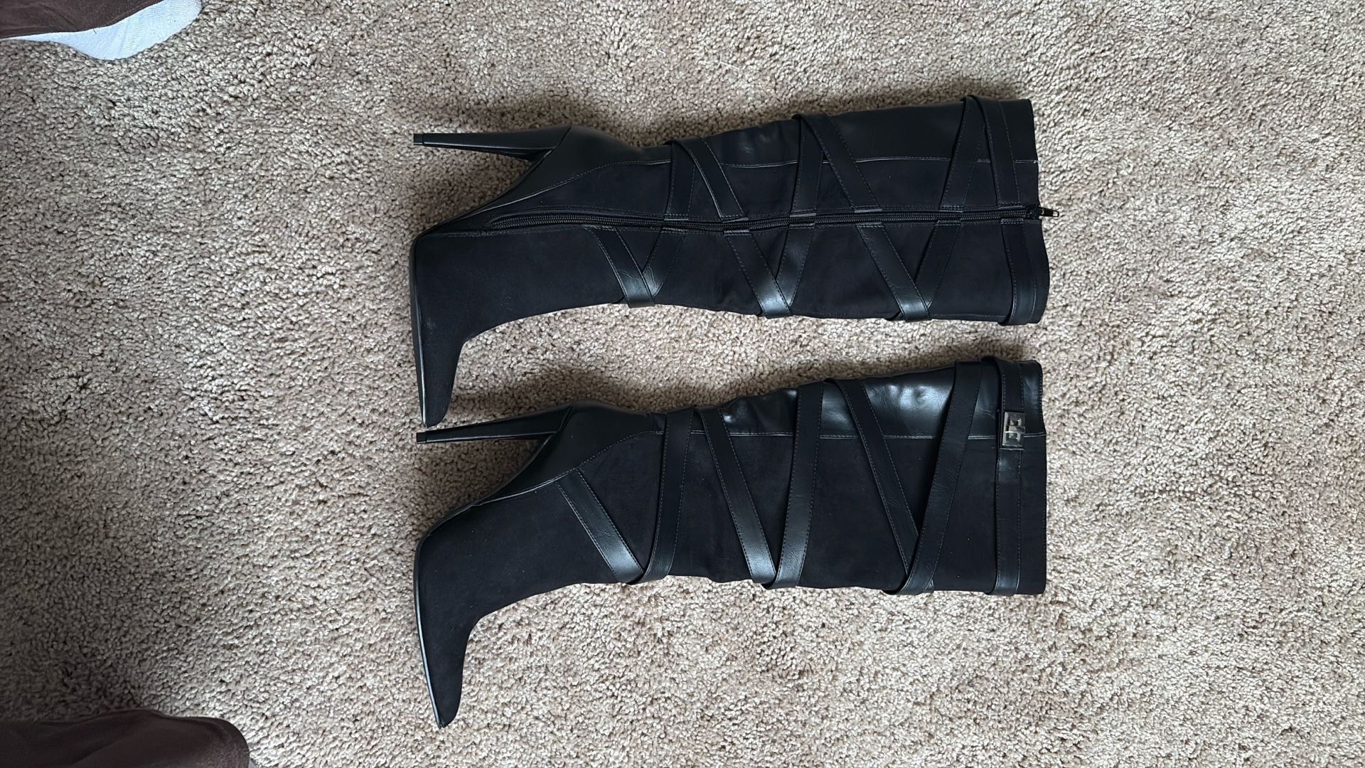 Boots For Sales $25 Size US 6.5