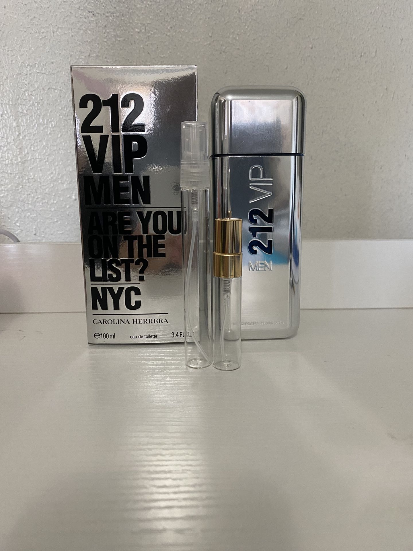 Carolina Herrera 212 Vip Men Decant 5ml/10ml
