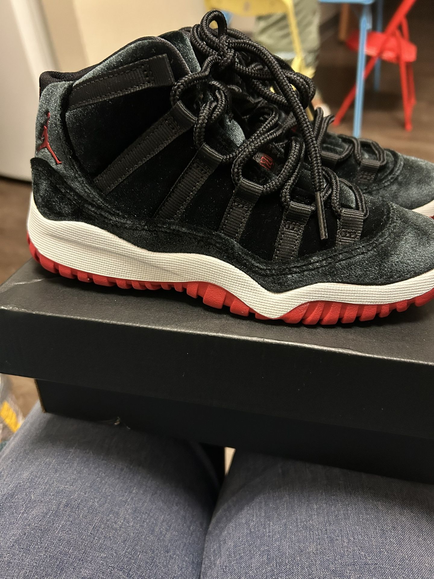 Jordan 11