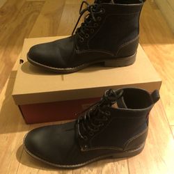 Levi’s Men Dress Boots 9