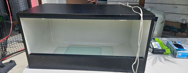 Melamine enclosed 3ft x18inx18in