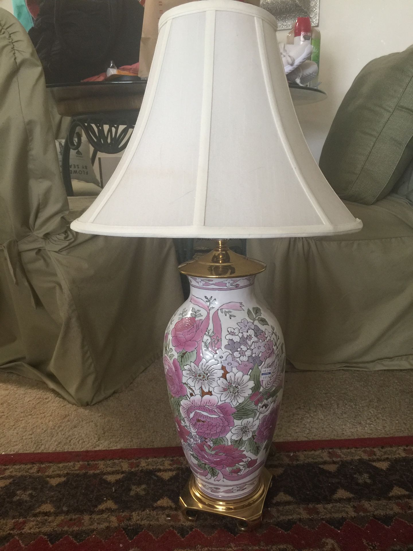 Pretty Floral Base Lamp