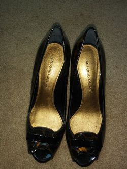 Antonio Melani leopard pumps sz 7.5 M