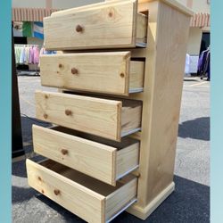 5 drawers Dresser / Five drawers dresser