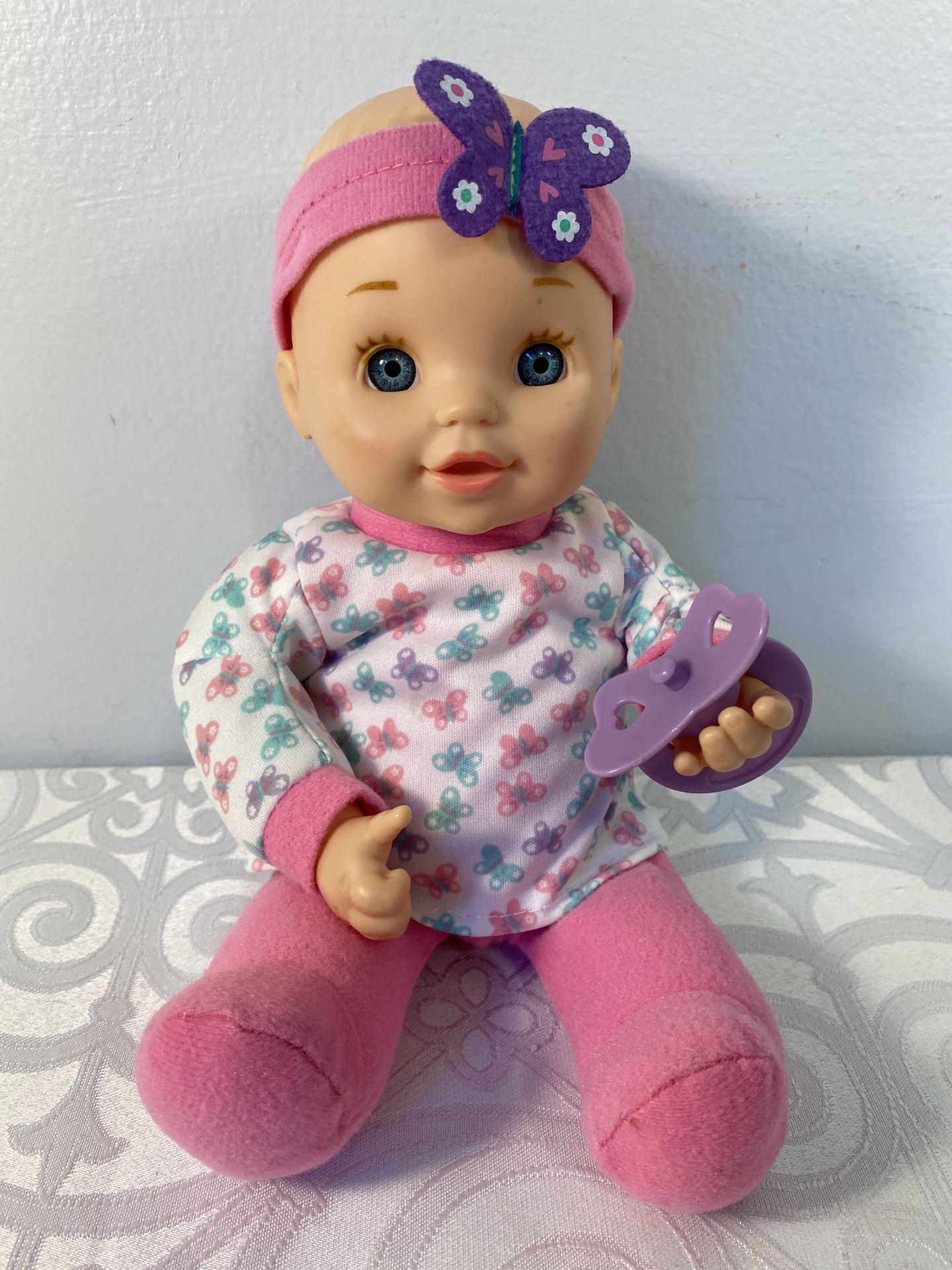 You & Me Magic Pacifier Baby Doll Toys R Us Interactive Talks Giggles 11”