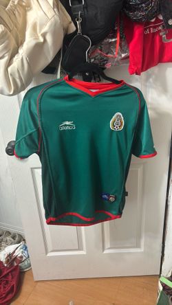 Vintage women’s Mexico jersey xs