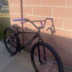 29” Throne the Goon 