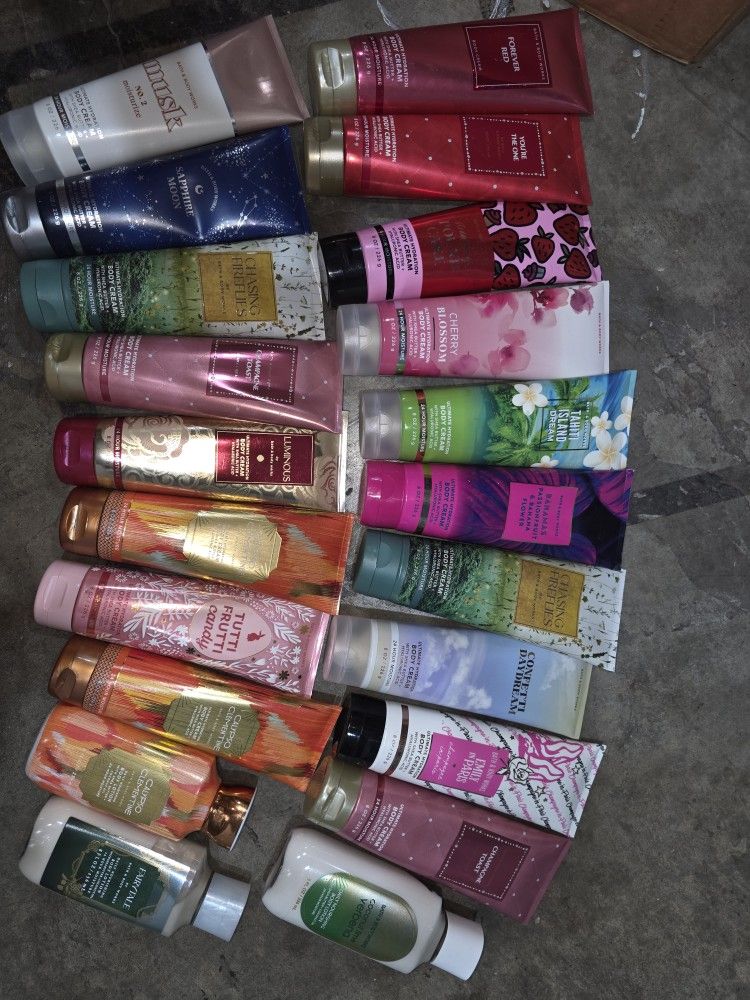 Bath&bodyworks Body Creams.