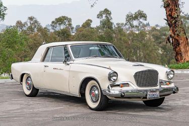 1962 Studebaker Gran Turismo Hawk