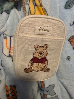 Disney Winnie the Pooh Mini Crossbody Bag