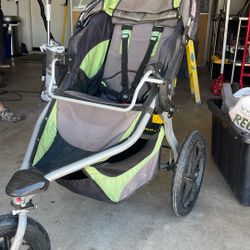2016 BOB Revolution Stroller
