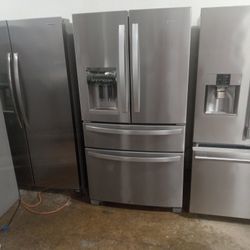 Beautiful Whirlpool Refrigerator Four-door Comes With Free Delivery Vancouver Area