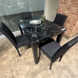 Dining Table Set