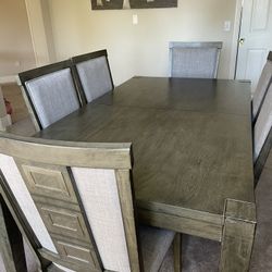 7 Pc Dining Set And Buffet Wine Cabinet 