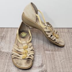 Earth Shoe Size 7 Women’s Yellow Muse Whimsical Daisy Hippy Boho Elastic Band Sandals