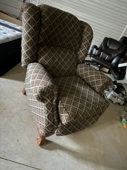 3 Nice Recliners 40 Each