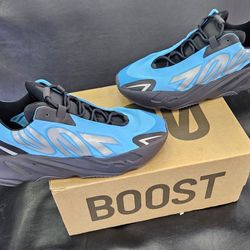 Adidas Yeezy Boost 700 MNVN Bright Cyan Men’s Size 10.5