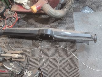 Ford 9-in rear end housing heavily reinforced