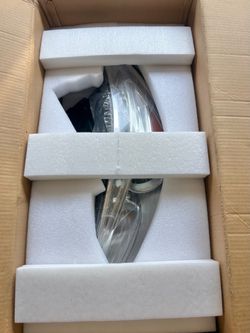 2013-2017 Buick Enclave Xenon HID Headlight NON-AFS Left Sides OEM