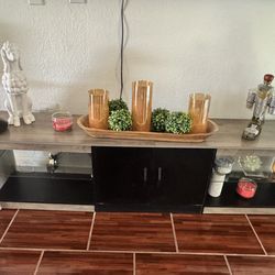 tv console/ coffee table