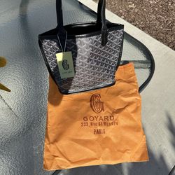 Mini shoulder go purse