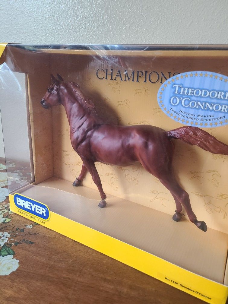BNIB Theodore O'Connor Breyer horse