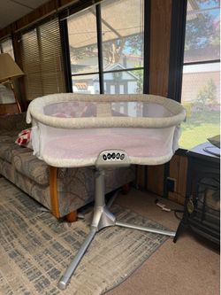 Halo 360 Swivel Bassinet