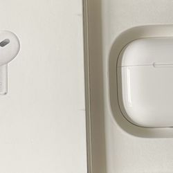 AirPods Pro (2nd generation) with MagSafe Charging Case (USB-C)