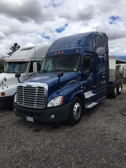 Freightliner driver needed