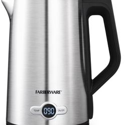Farberware 1.7 Liter Electric Kettle, Double Wall Stainless Steel and Black.