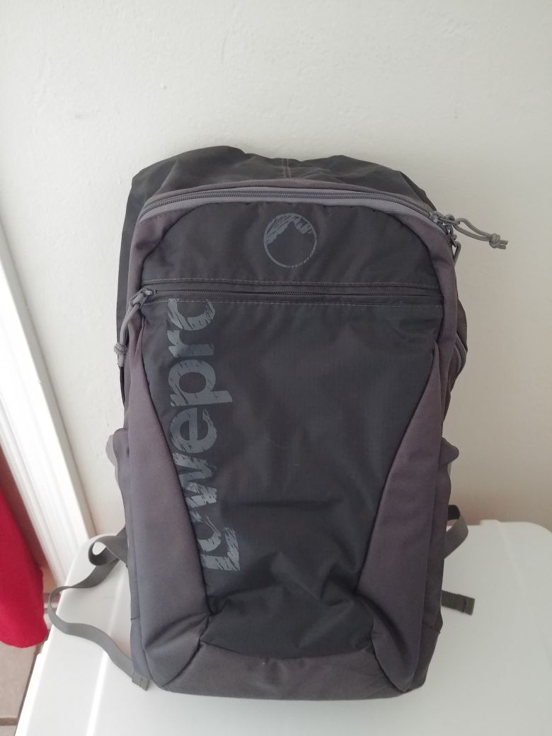 Lowepro hatchback camera backpack