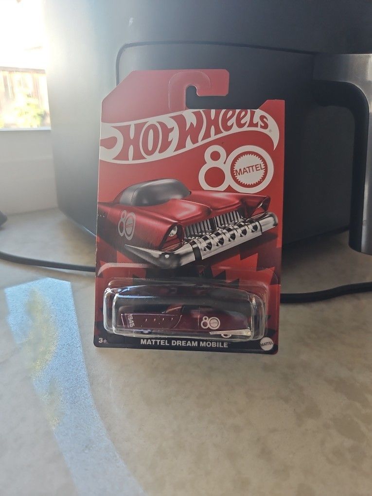Hot Wheels Mattel Dream Mobile 80th Anniversary