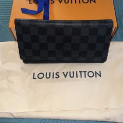 Louis Vuitton Brazza Wallet