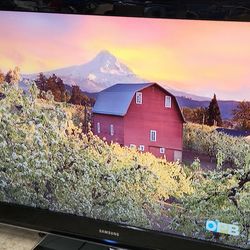 Samsung LN52B750 TV