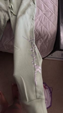 PINK sweats