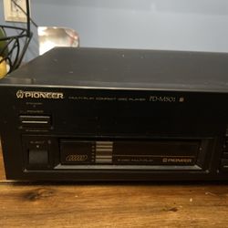  Vintage pioneer  6 disc cd changer    