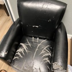 Comfy Couch Armchair Free