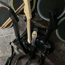 Rockband guitars / Drum set 