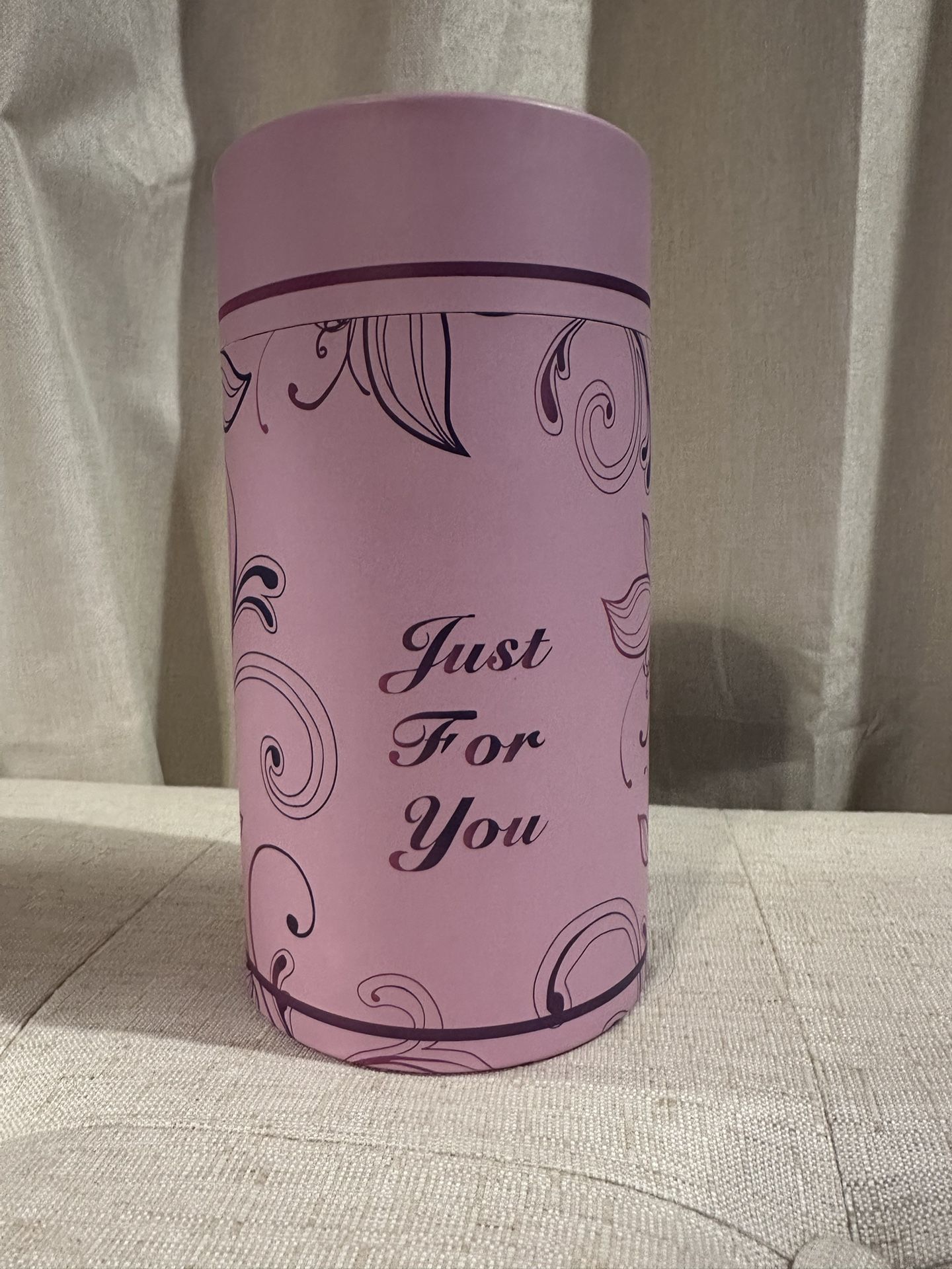 Cylinder Gift Box Lilac