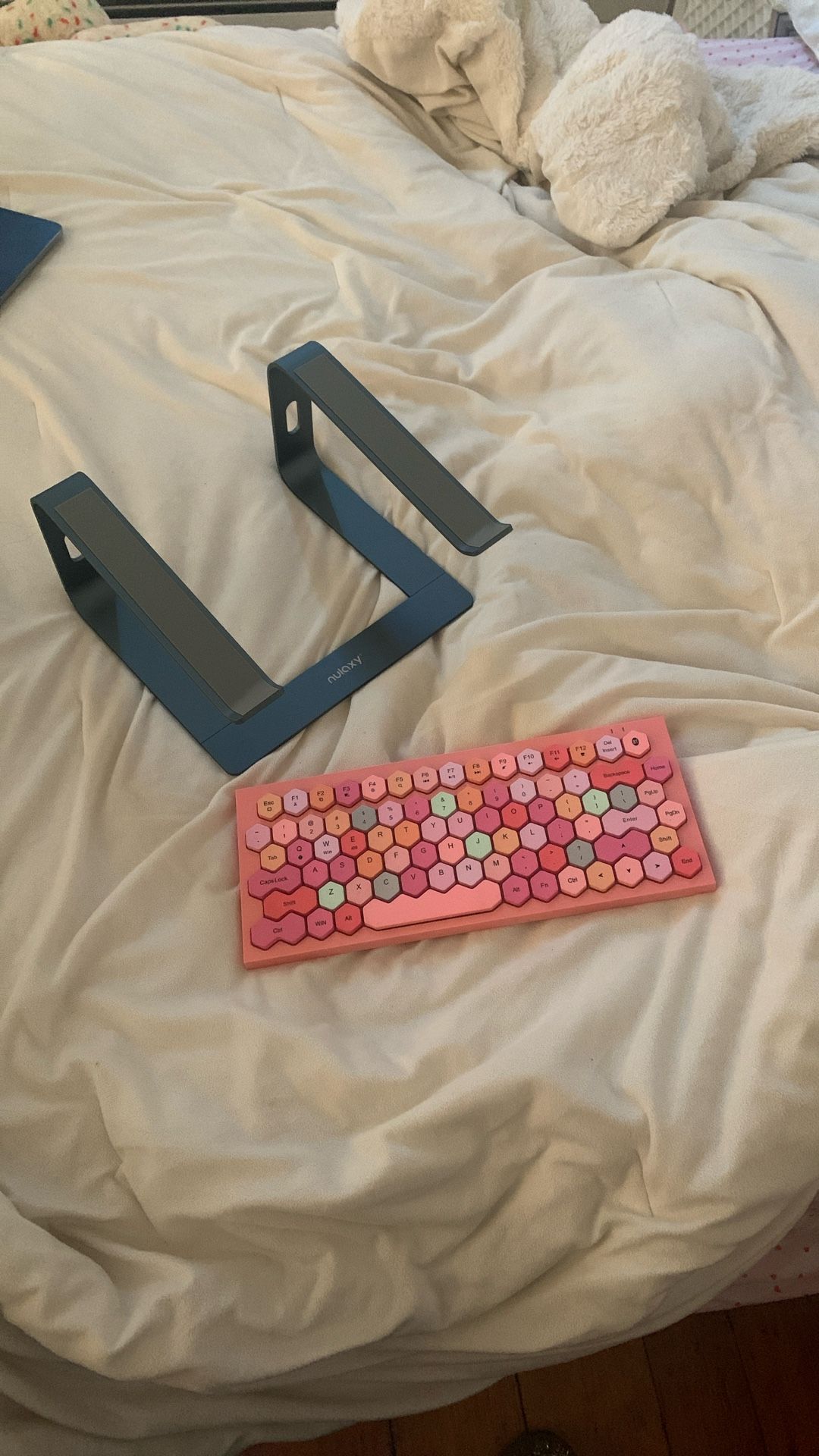 FREE Laptop Stand + Keyboard ⌨️