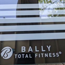 BALLY TOTAL FITNESS BATHROOM SCALE  UP TO 400LBS